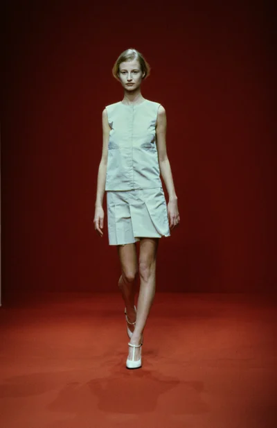 Look 16